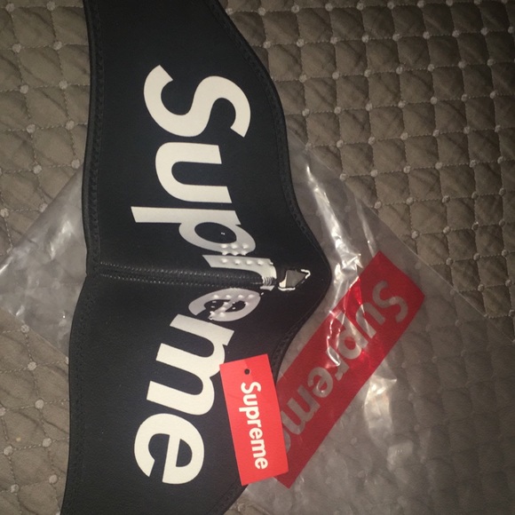 Supreme Other - Supreme mask